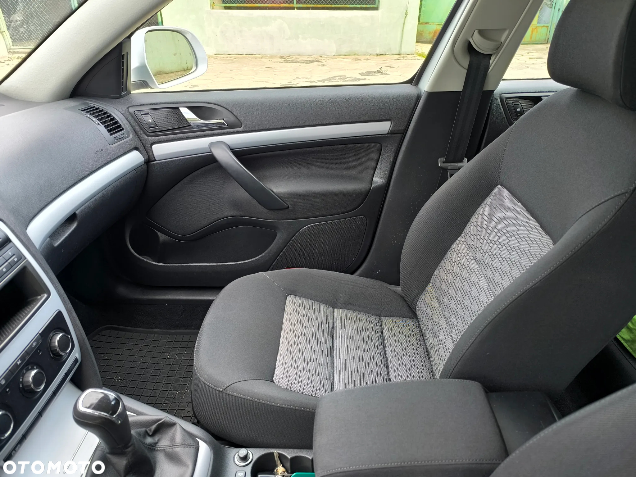 Skoda Octavia 1.4 TSI Ambiente - 10