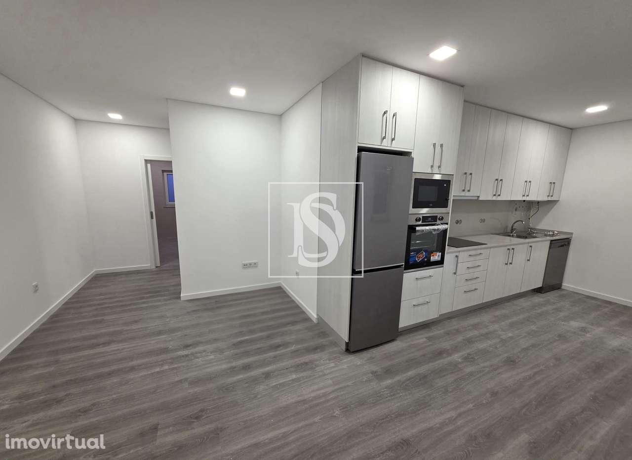 Apartamento T2, no Botulho - Grande imagem: 3/15