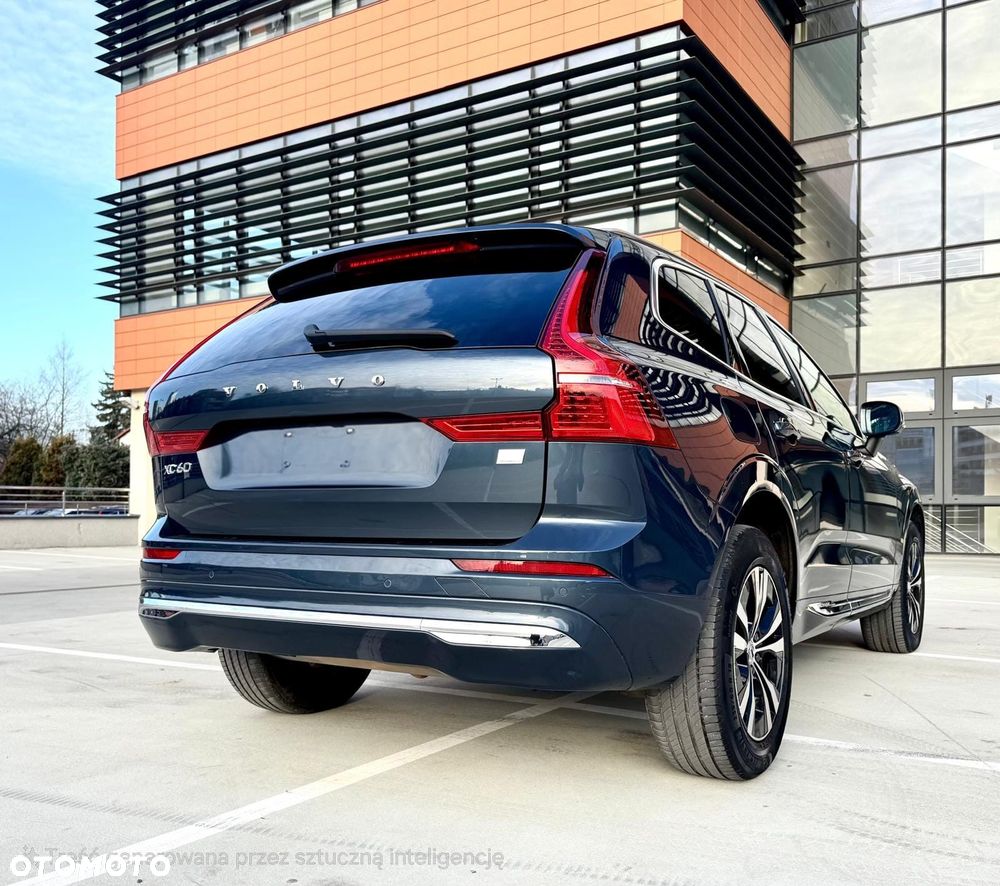 Volvo XC 60 T6 AWD Recharge Geartronic Inscription - 5