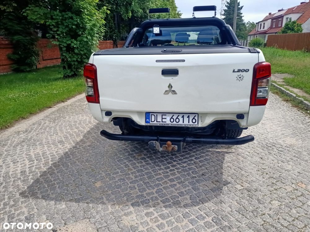 Mitsubishi L200 Pick Up 4x4 S&S Autm Double Cab Plus - 5