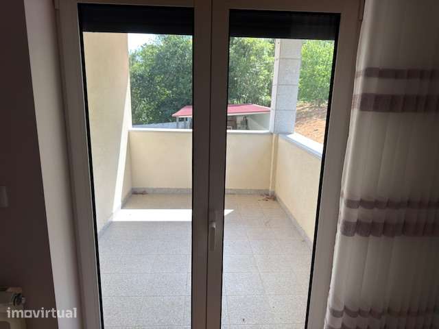 MORADIA ISOLADA T6 · VISEU - Grande imagem: 5/8