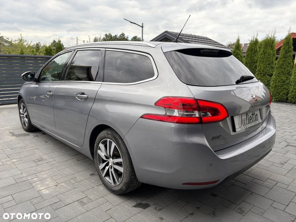 Peugeot 308 - 5
