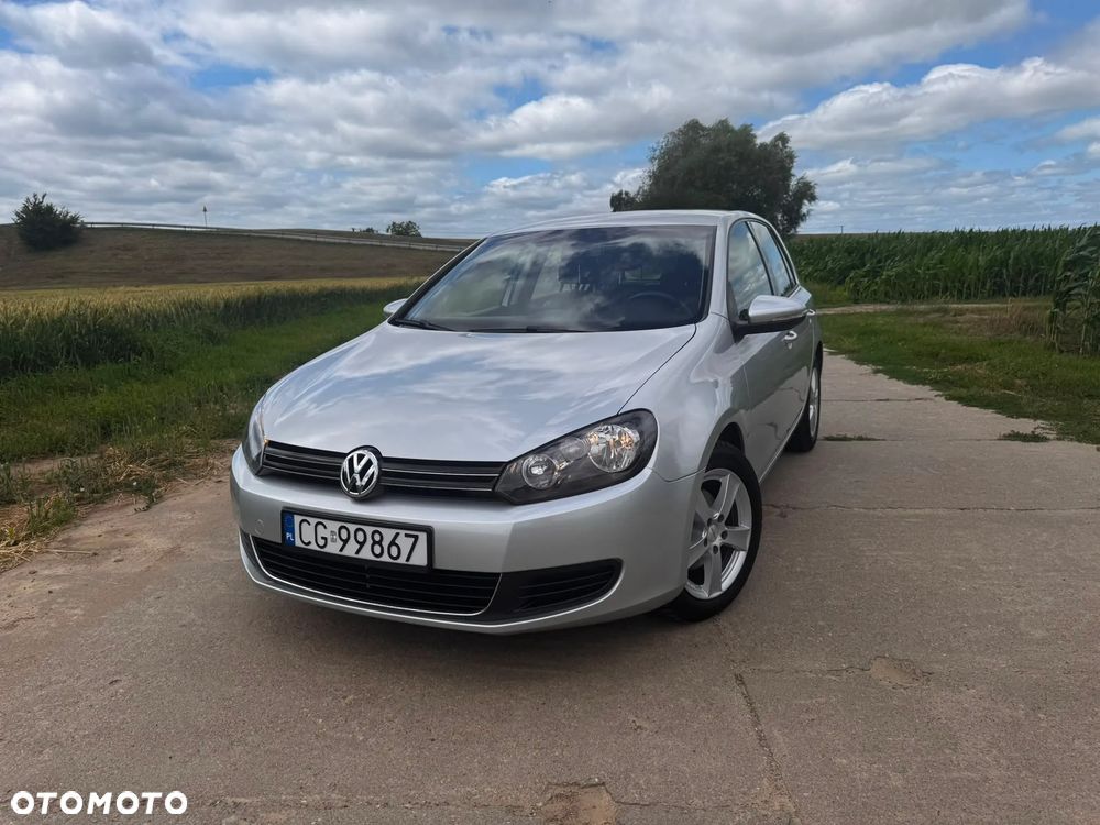 Volkswagen Golf - 26
