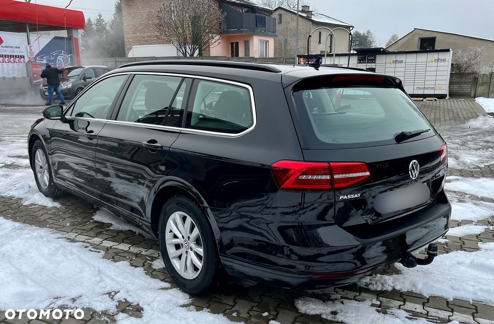 Volkswagen Passat Variant 2.0 TDI SCR DSG BlueMotion Comfortline - 6