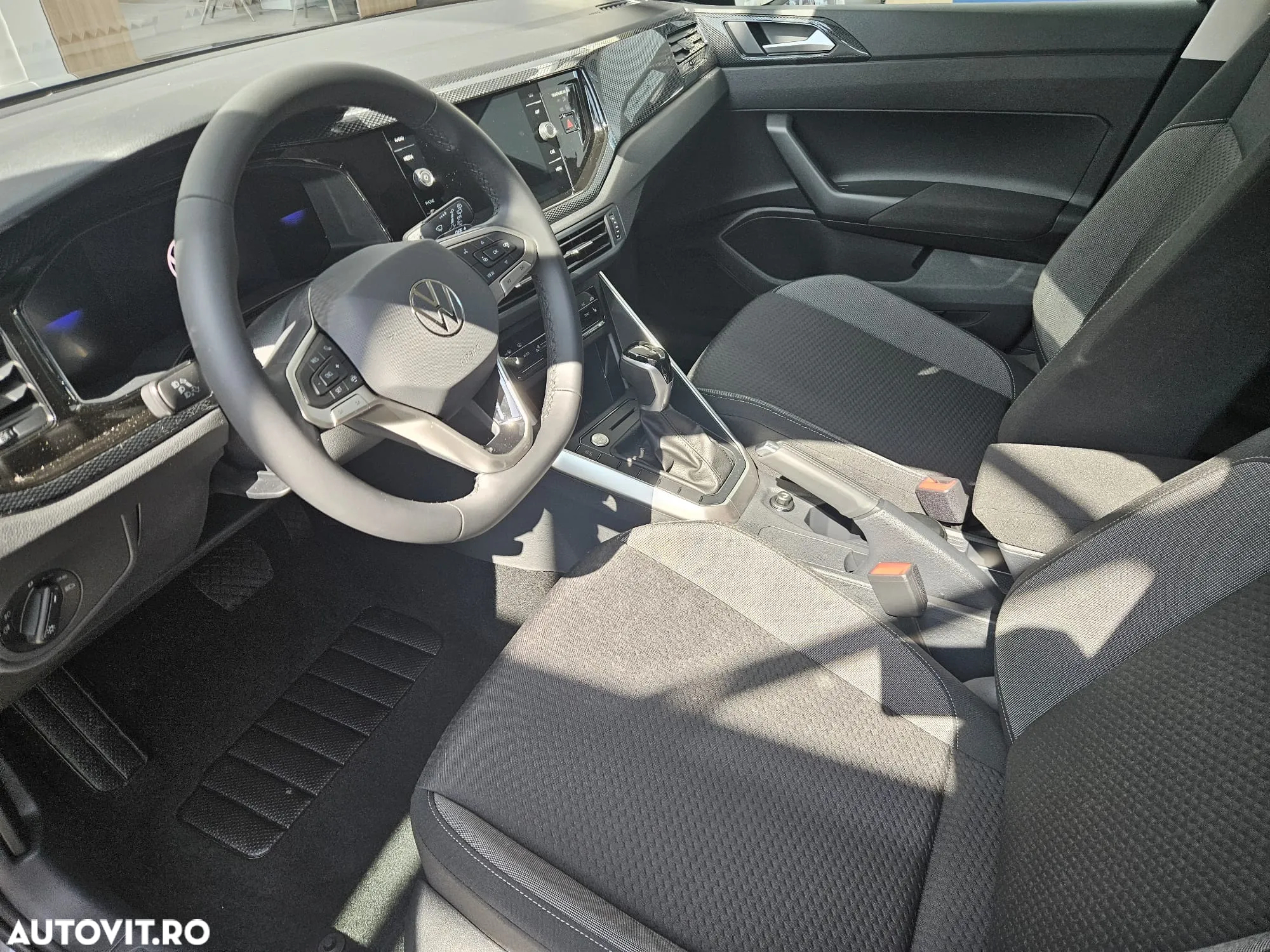 Volkswagen Taigo 1.0 TSI DSG Life - 9