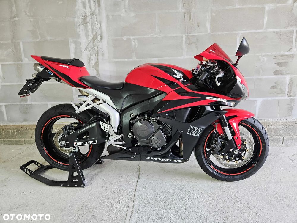 Honda CBR - 3