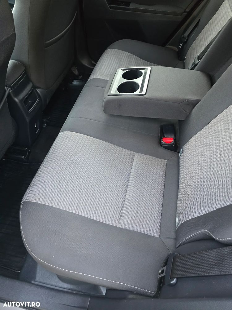 Toyota Auris 1.8 L VVT-i Sol+ - 9