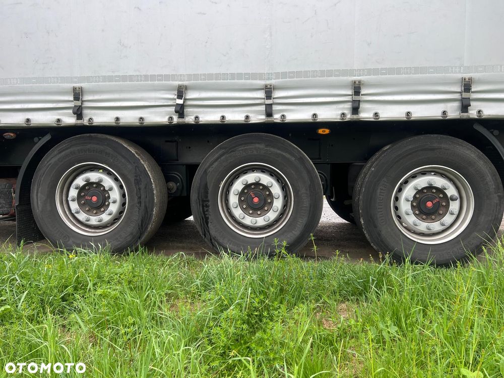Mercedes-Benz Actros - 5
