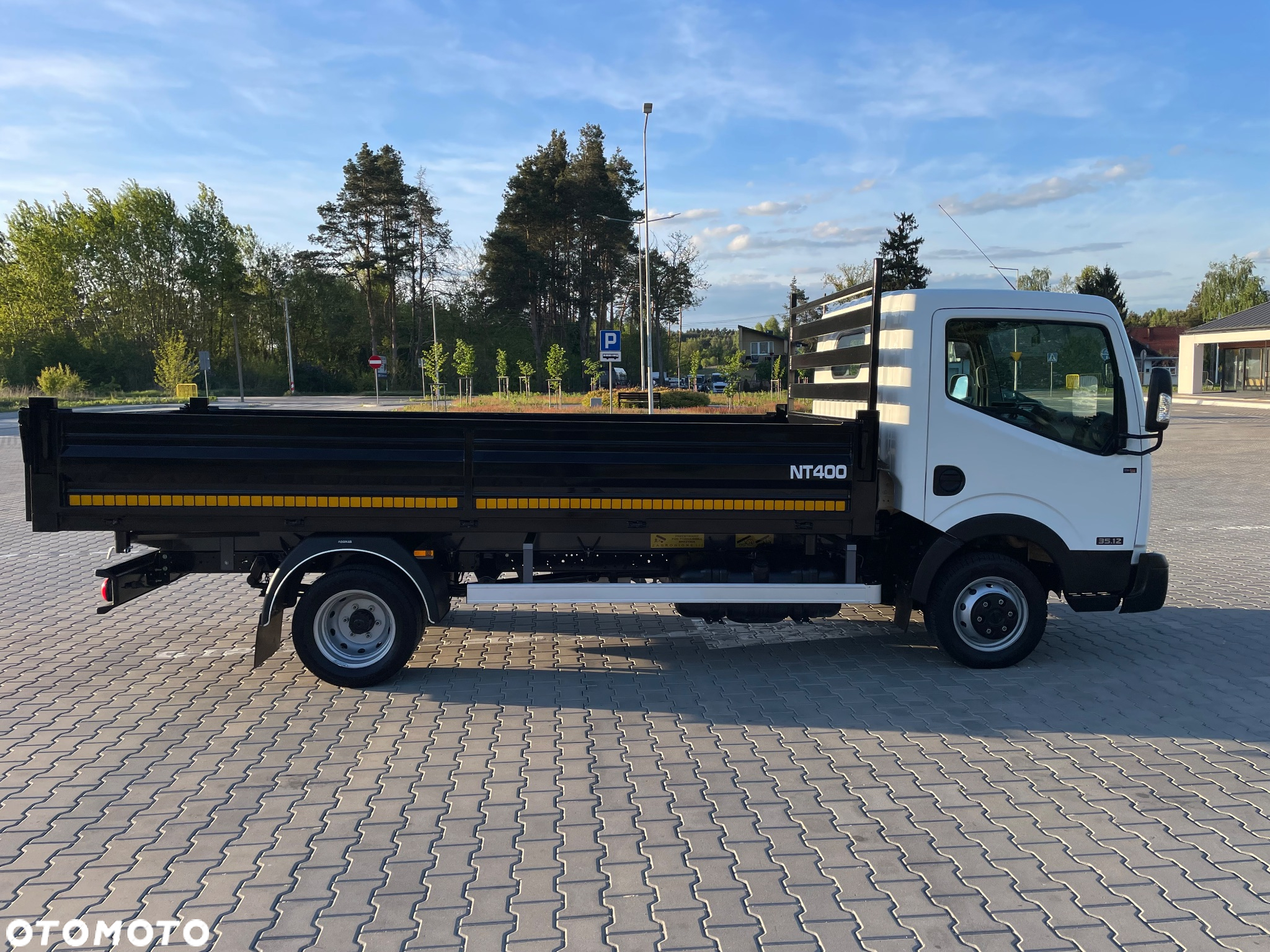 Nissan Cabstar - 12