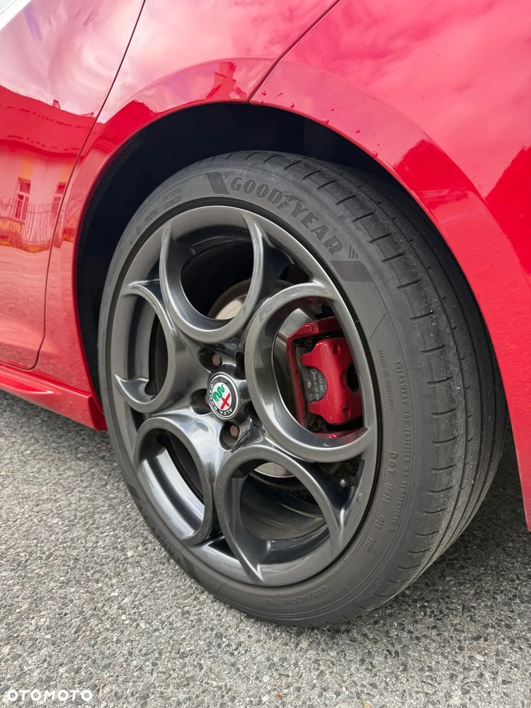 Alfa Romeo Giulietta 1750 TBi Quadrifoglio Verde - 21