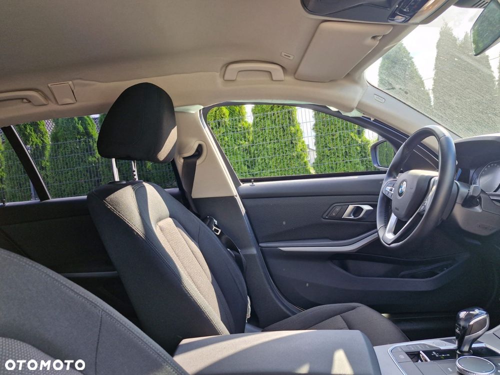 BMW Seria 3 320d Advantage - 14