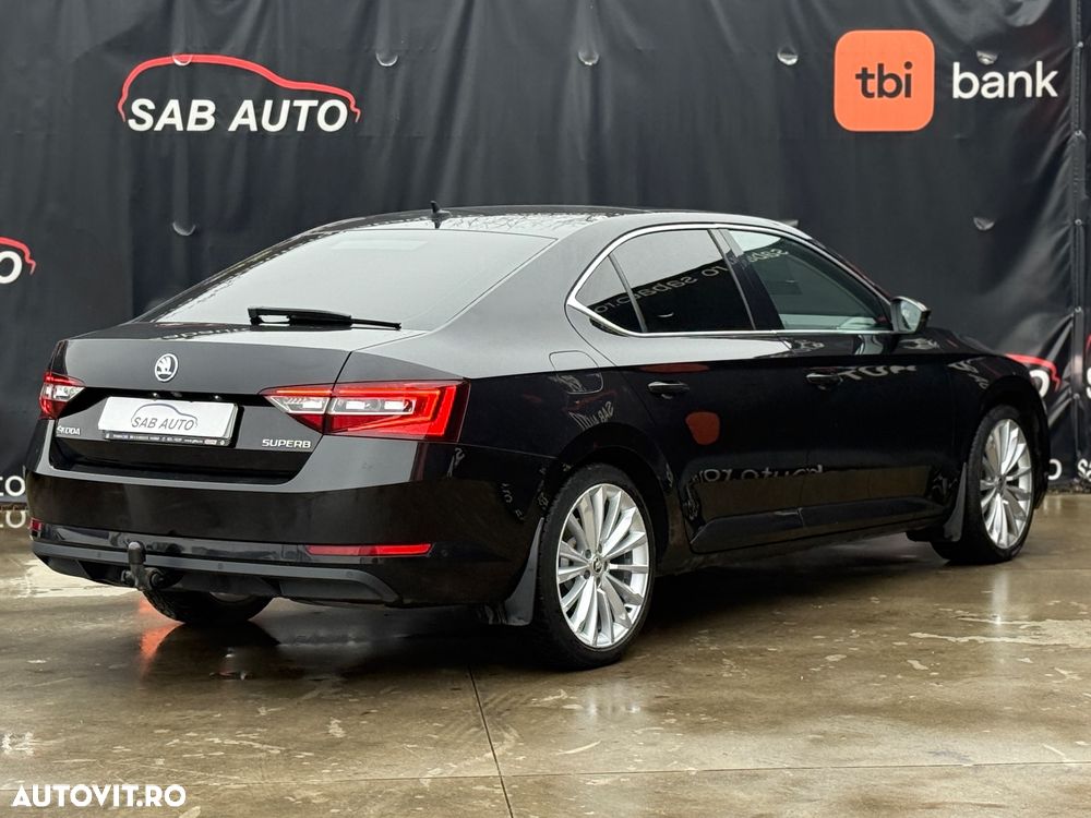 Skoda Superb 1.6 TDI DSG Style - 31