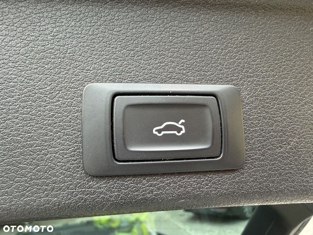 Audi A4 Avant 2.0 TDI Sport S tronic - 15