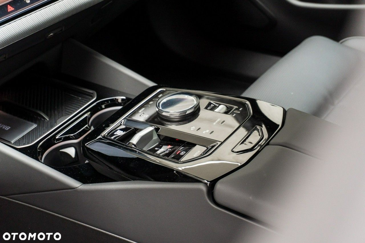 BMW Seria 5 - 11