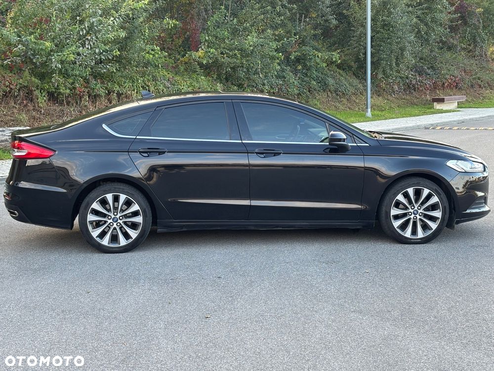 Ford Fusion - 5