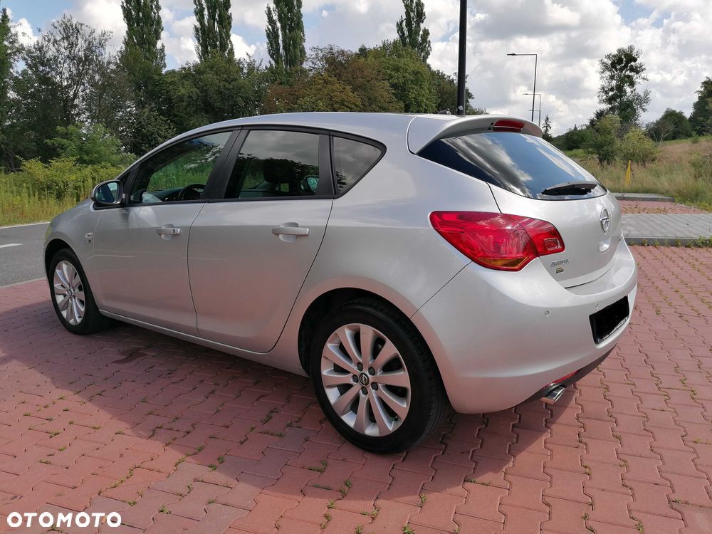 Opel Astra - 3