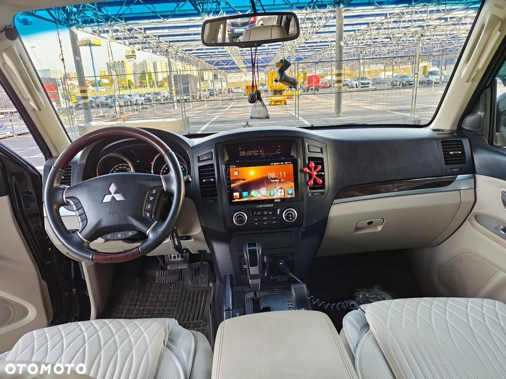 Mitsubishi Pajero 3.8 V6 Automatik Instyle - 10