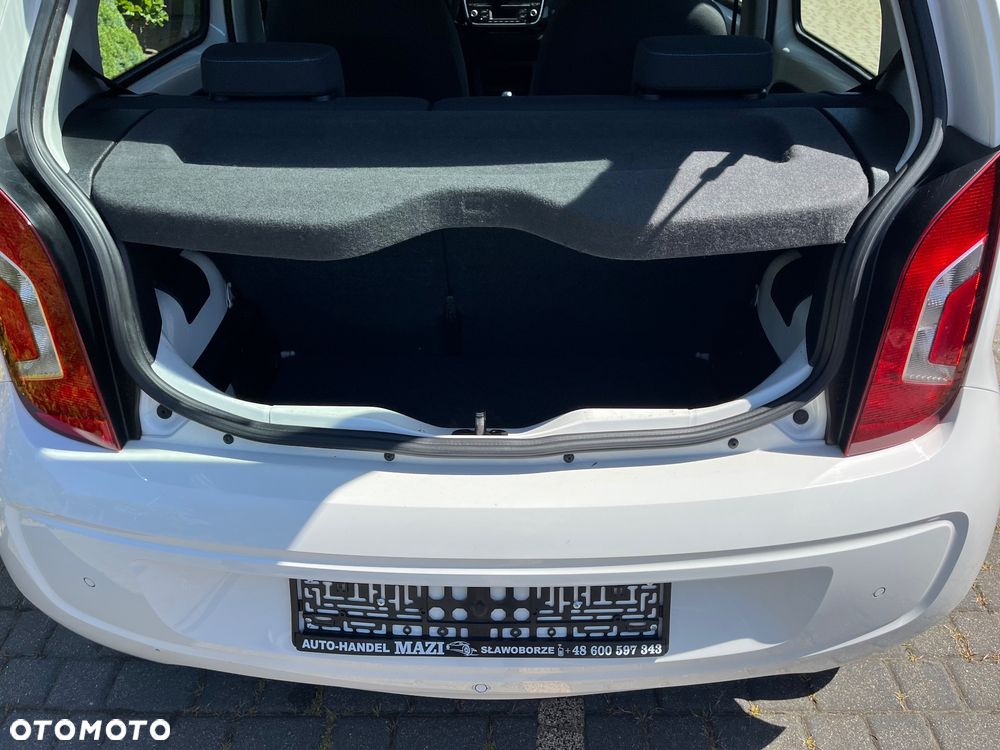 Volkswagen up! - 25