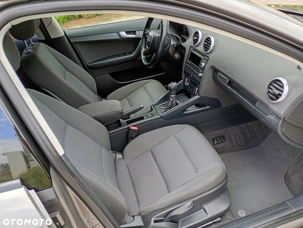 Audi A3 Sportback 1.4 TFSI Attraction - 25
