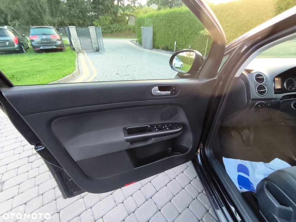 Volkswagen Golf Plus 1.6 Comfortline - 14