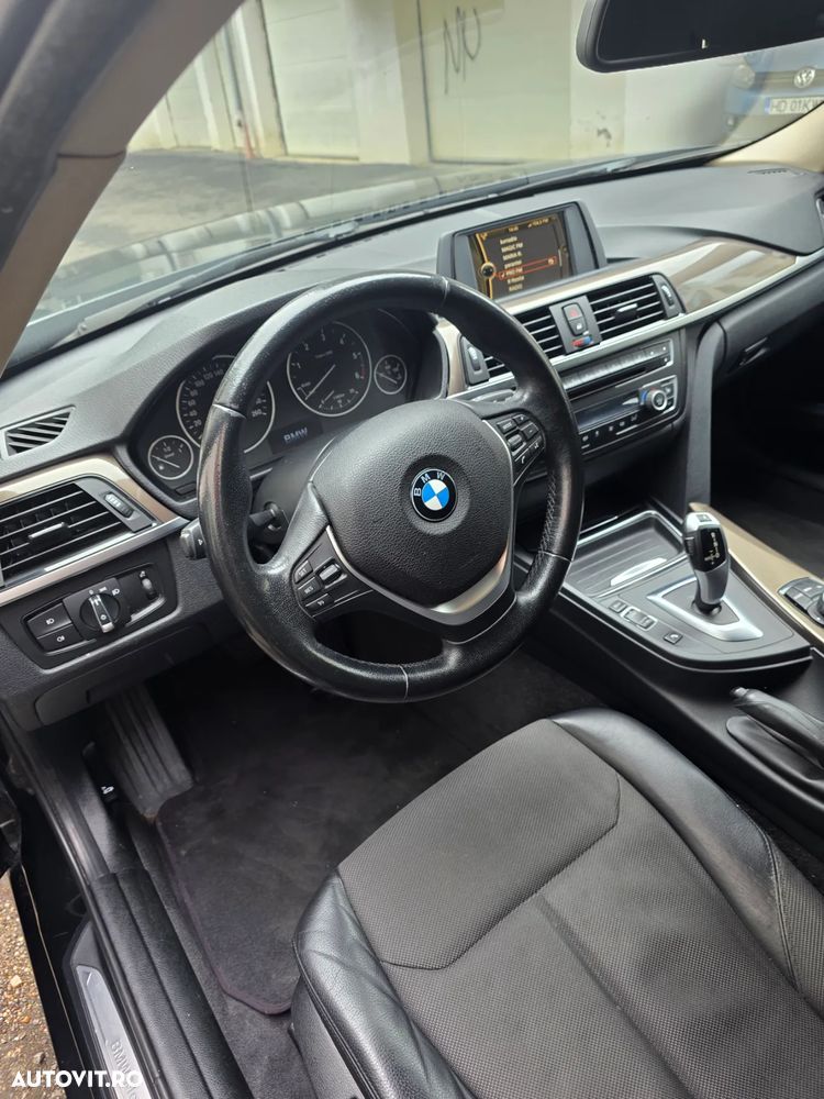 BMW Seria 3 320d Aut. Modern Line - 22