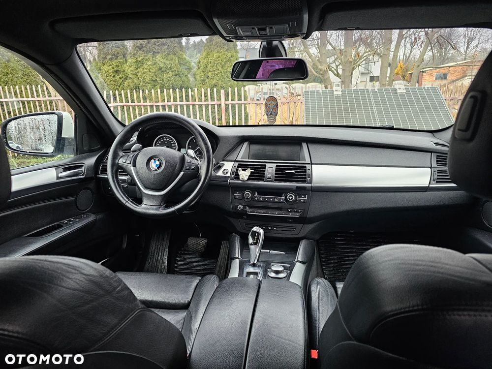 BMW X6 - 13
