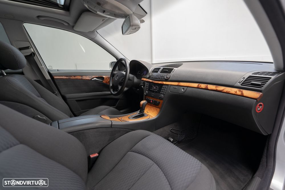 Mercedes-Benz E 270 - 22
