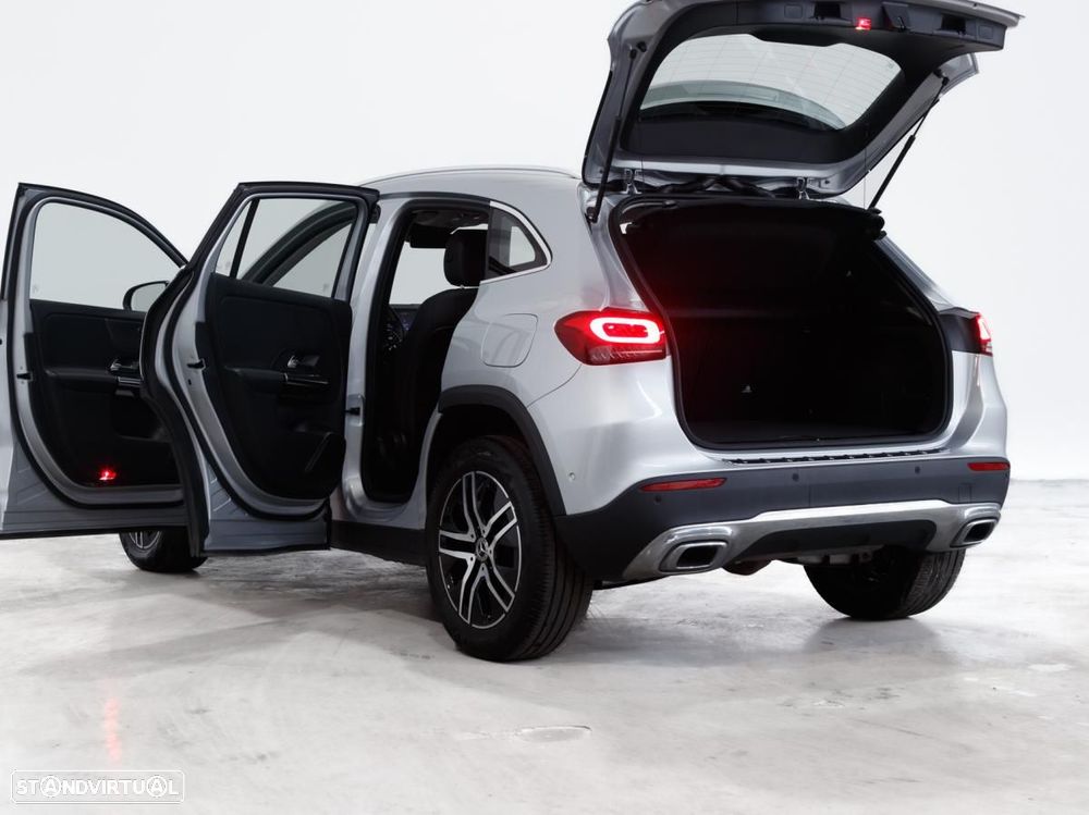 Mercedes-Benz GLA 180 7G-DCT Progressive - 5