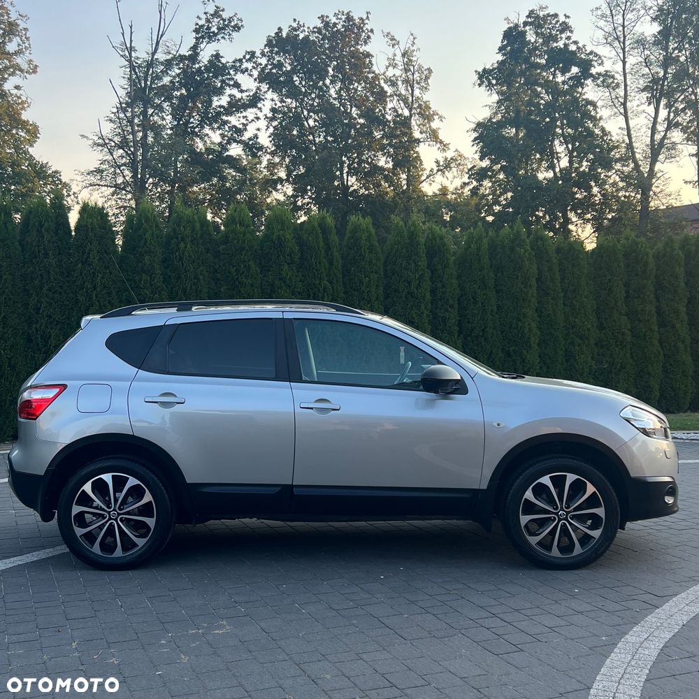Nissan Qashqai 2.0 tekna - 5