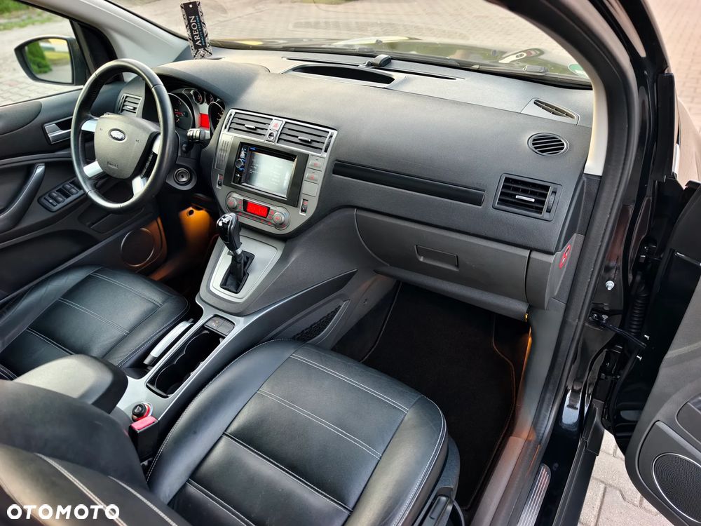 Ford Kuga 2.0 TDCi 4x4 Titanium - 17