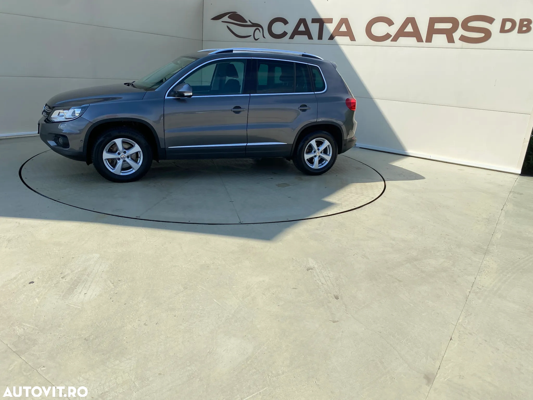 Volkswagen Tiguan 2.0 TDI 4Motion DSG Track & Field - 7
