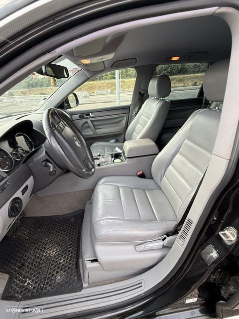 VW Touareg 3.0 TDI V6 Tiptronic - 13