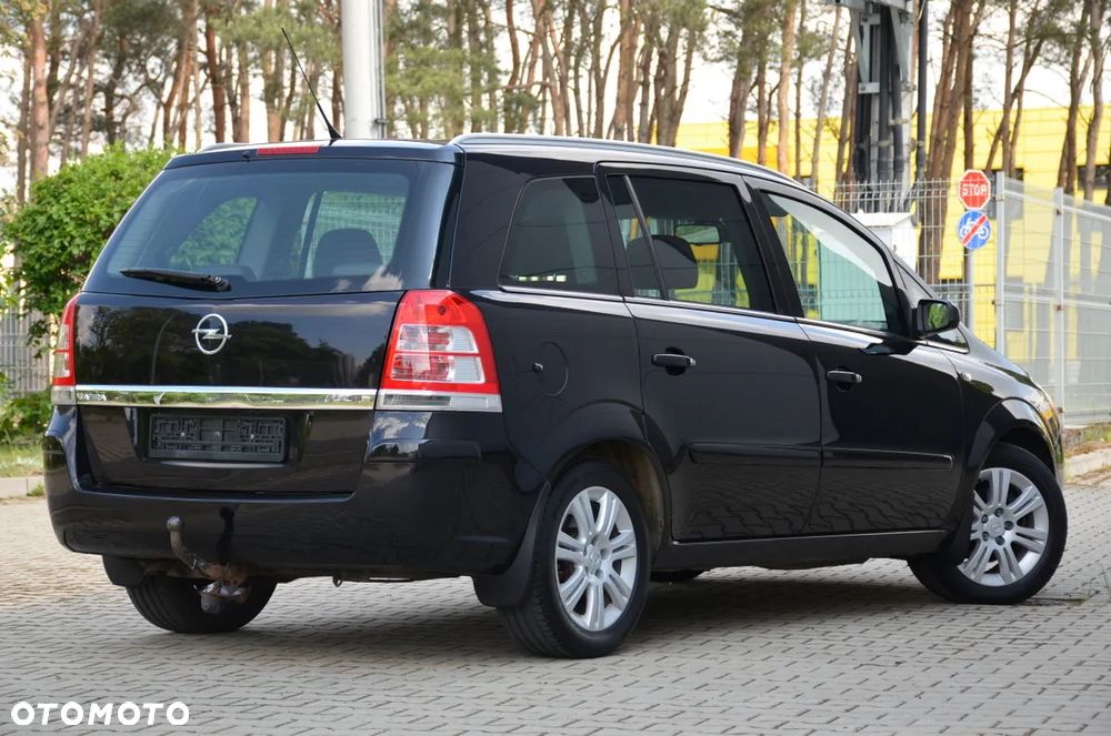 Opel Zafira 1.8 Cosmo - 10