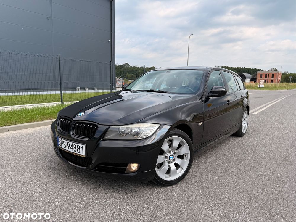 BMW Seria 3 318d DPF Edition Sport - 1