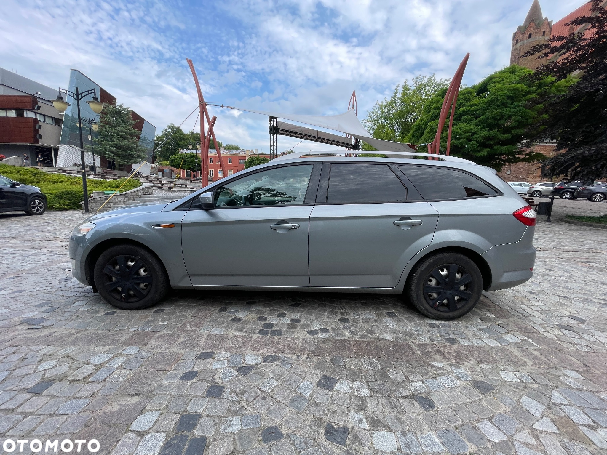 Ford Mondeo 2.0 TDCi Ambiente - 3