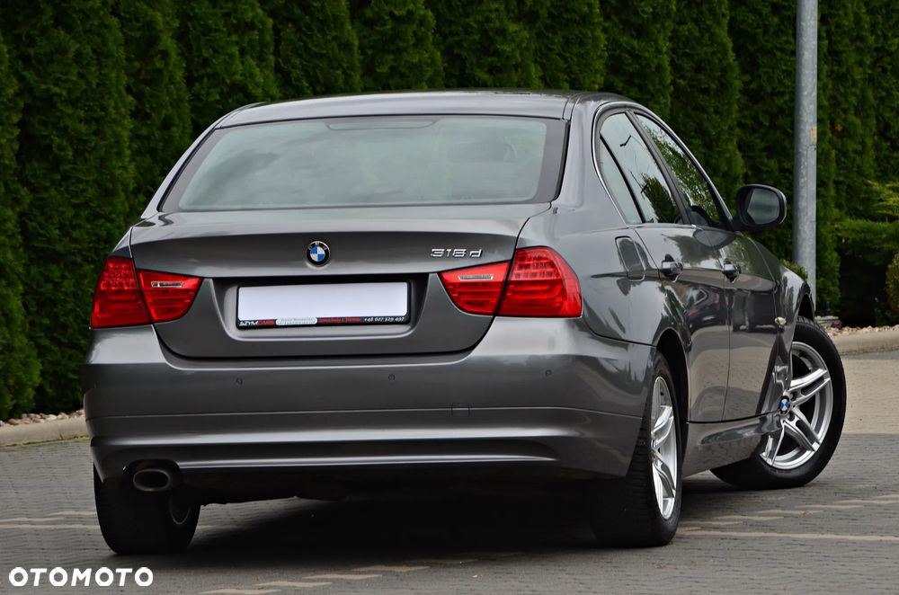 BMW Seria 3 318d - 18