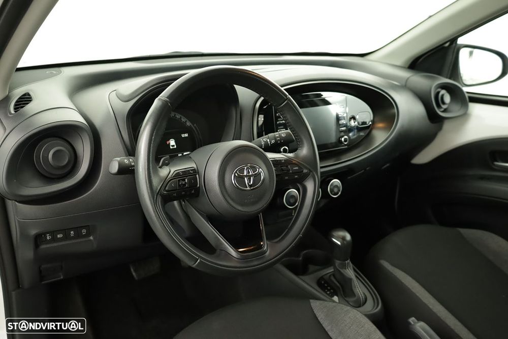 Toyota Aygo X - 6