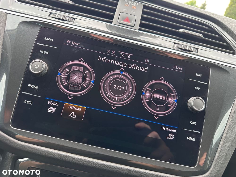 Volkswagen Tiguan 2.0 TDI SCR 4MotION DSG Elegance - 32