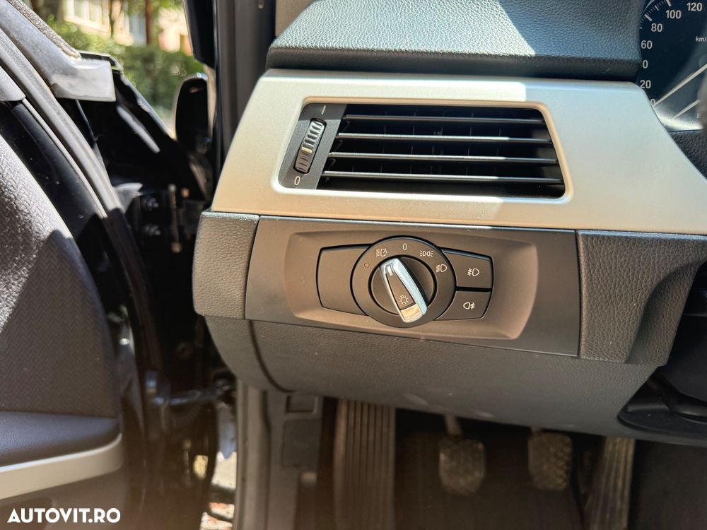 BMW 3 Series 2010 — imagine 9