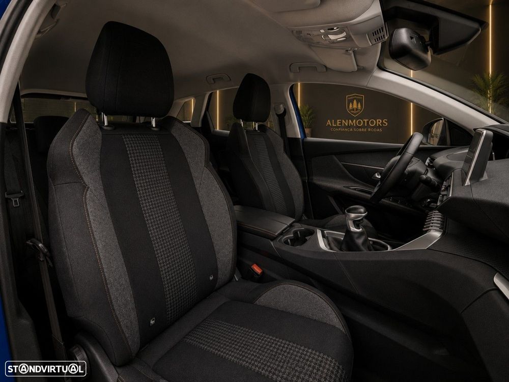 Peugeot 3008 1.2 PureTech Active - 17