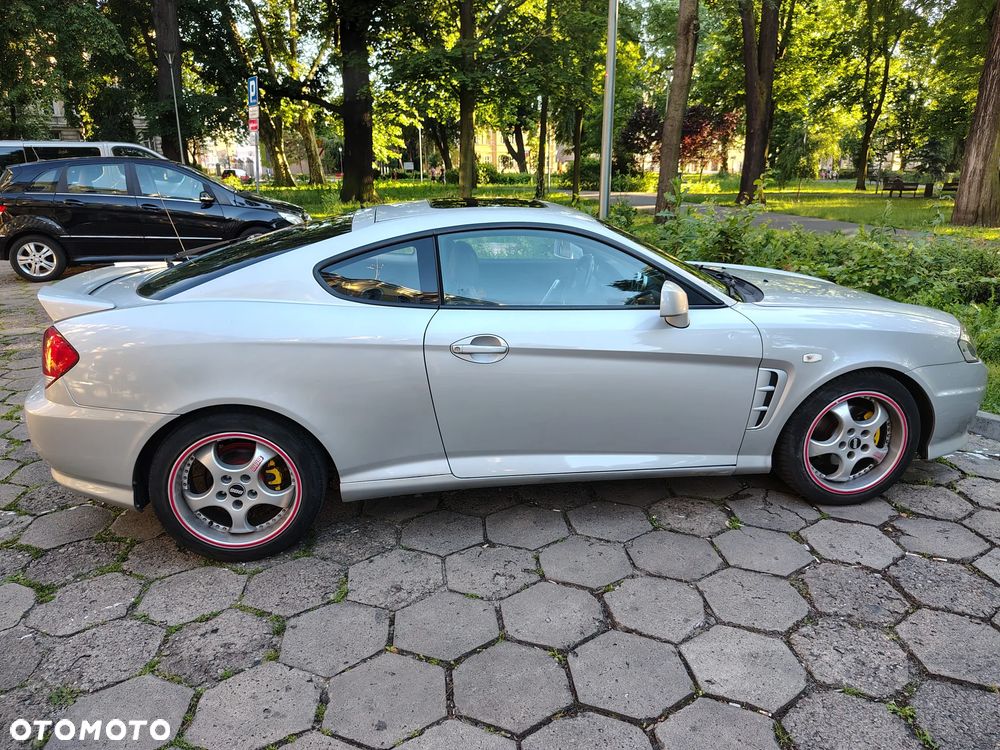Hyundai Coupe - 8