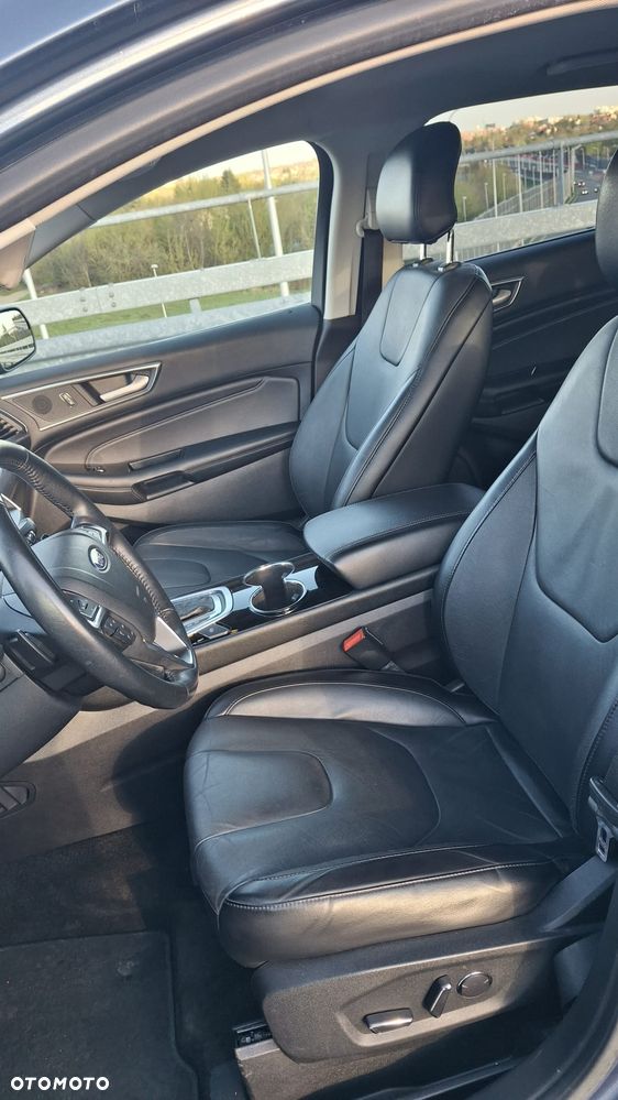 Ford Edge - 11