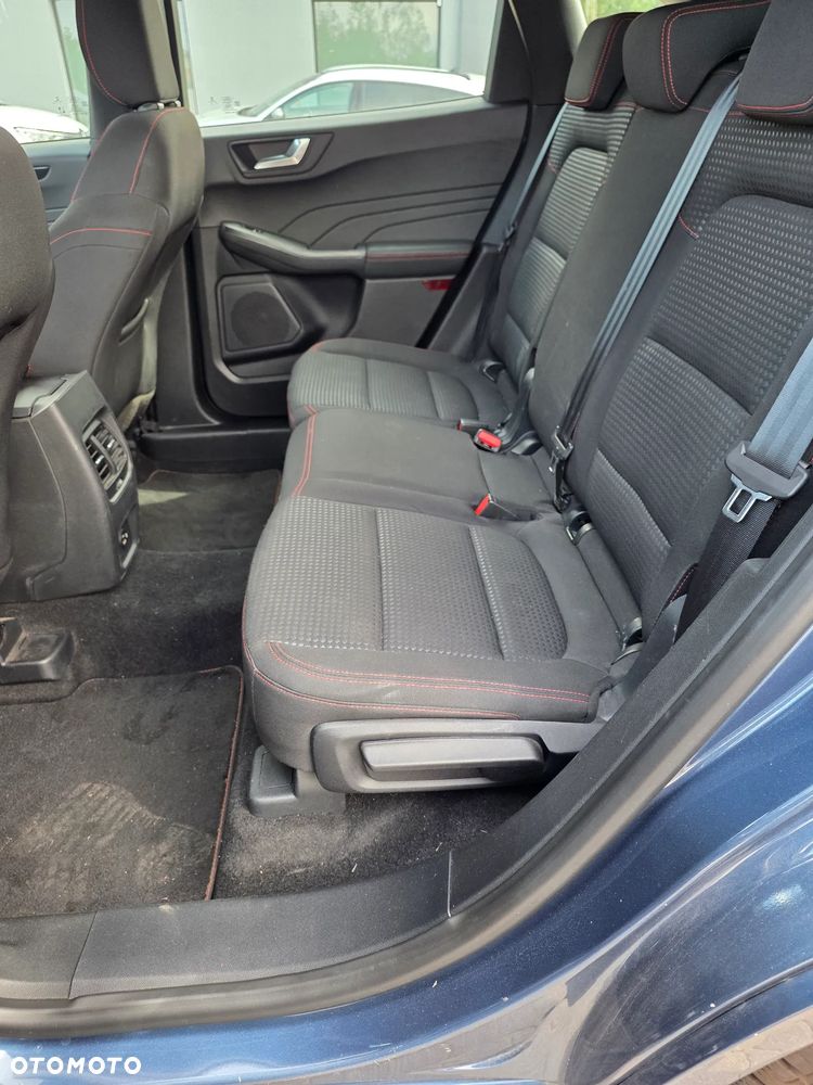 Ford Kuga 1.5 EcoBoost ST-LINE - 11