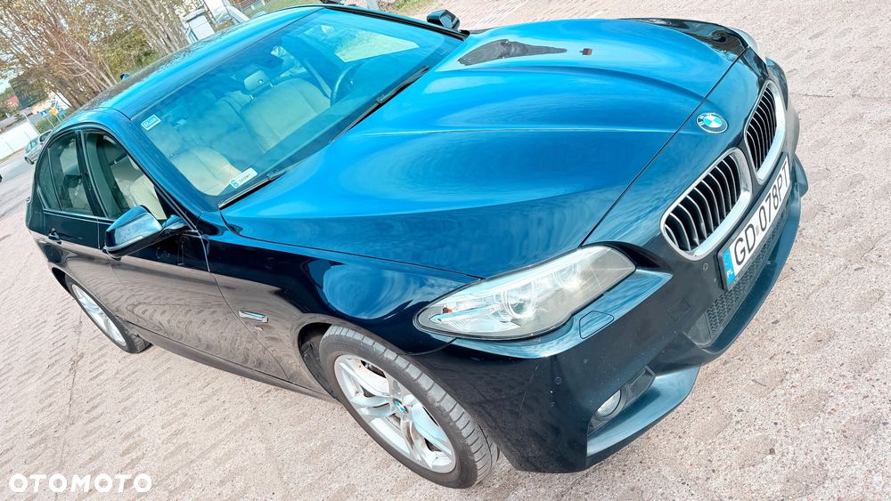 BMW Seria 5 528i xDrive Sport-Aut Luxury Line - 9