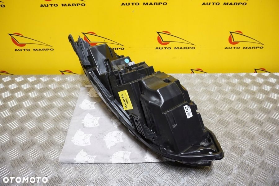 HONDA CIVIC 2022-REFLEKTOR LAMPA FULL LED CIEMNA PRAWA (R2) USA - 9