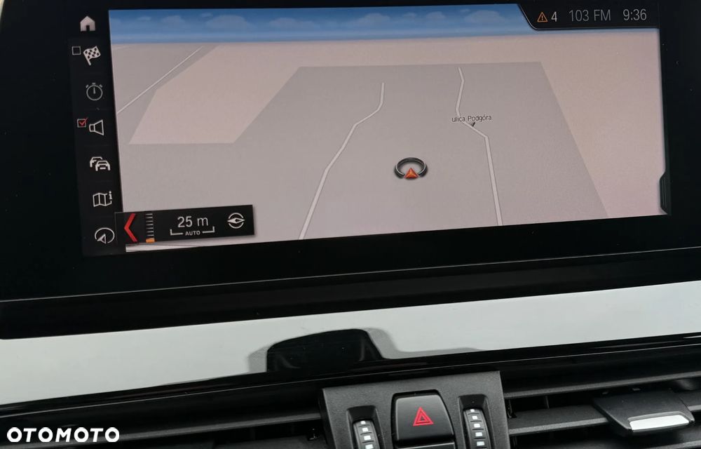 BMW X1 sDrive18d xLine - 24