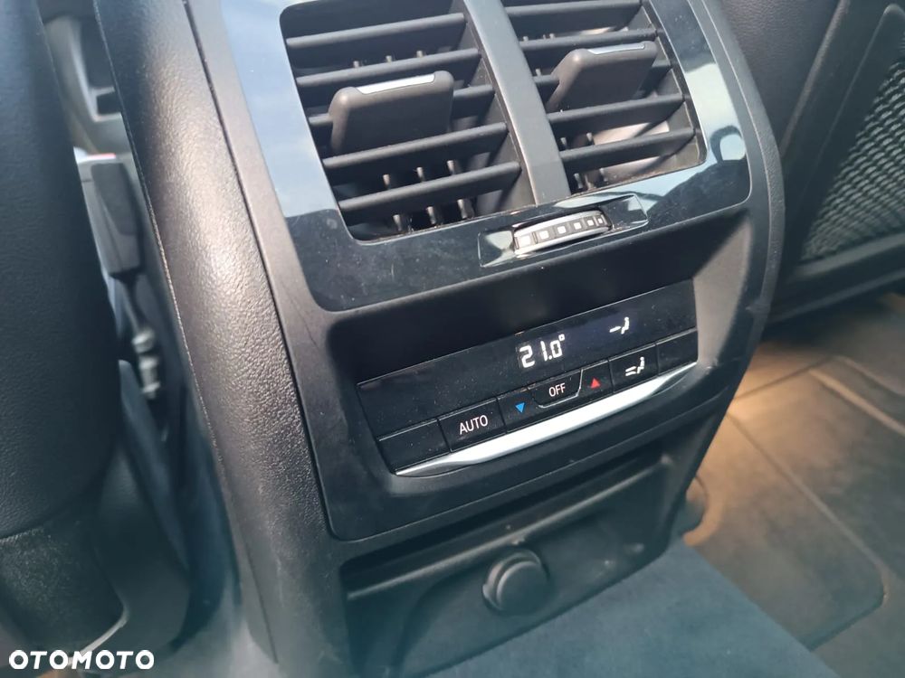 BMW X3 xDrive30i xLine sport - 37