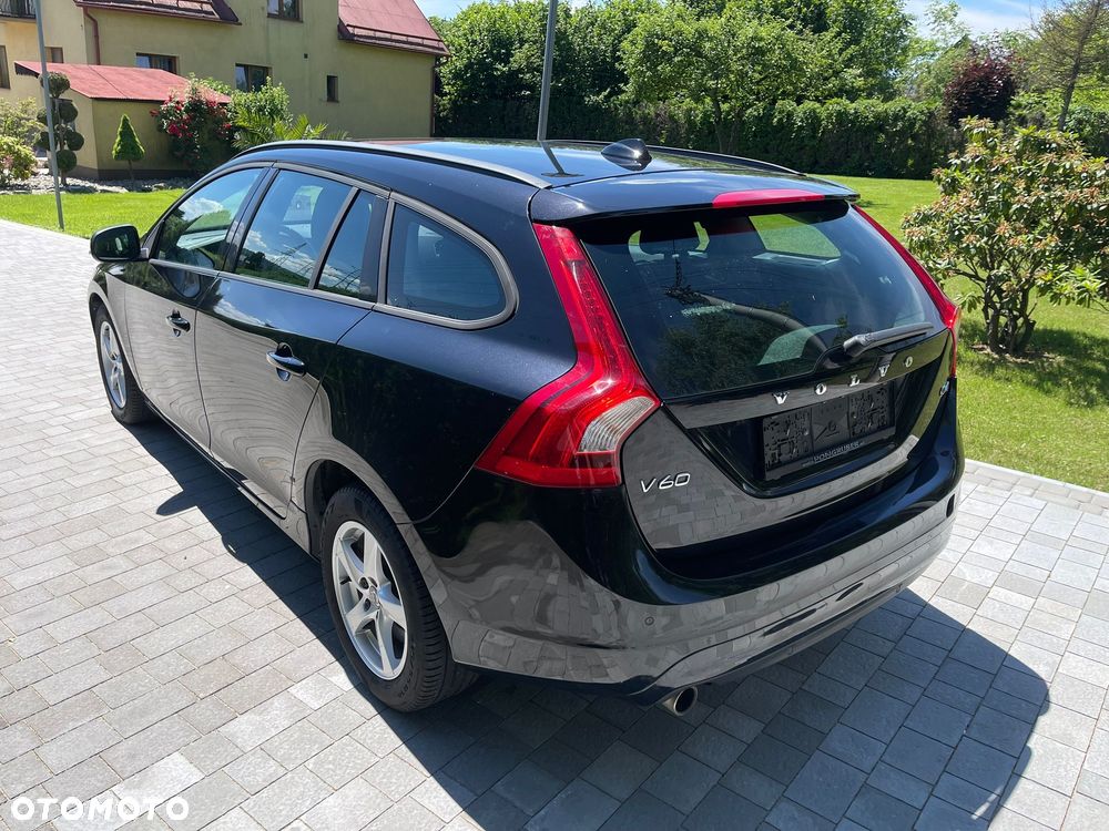 Volvo V60 D4 Edition - 4