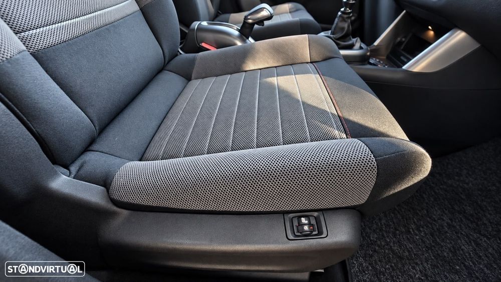 Citroën C3 Aircross 1.6 BlueHDi Feel S&S - 37