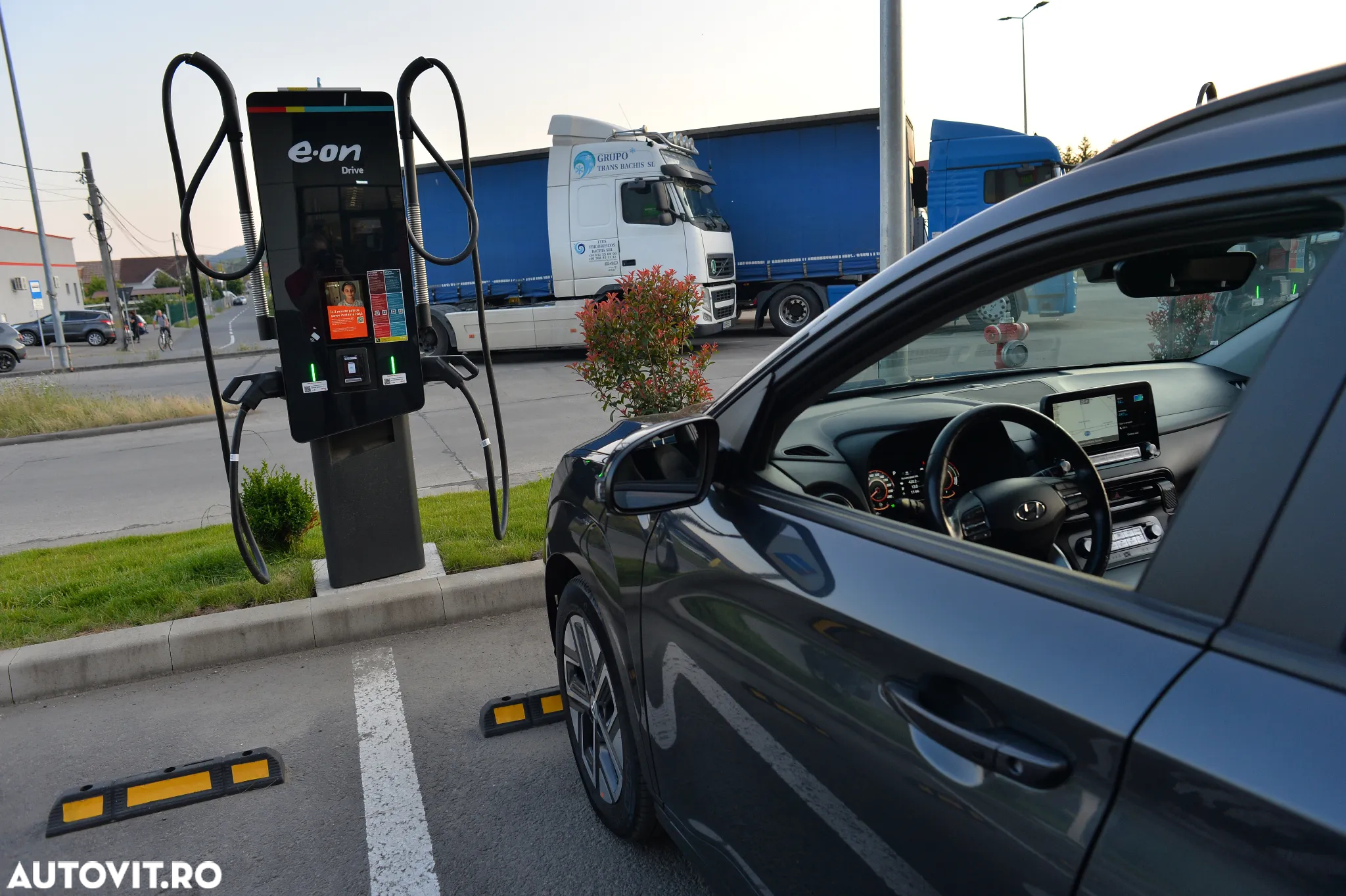 Hyundai KONA Electric 204CP Highway + Navi - 23